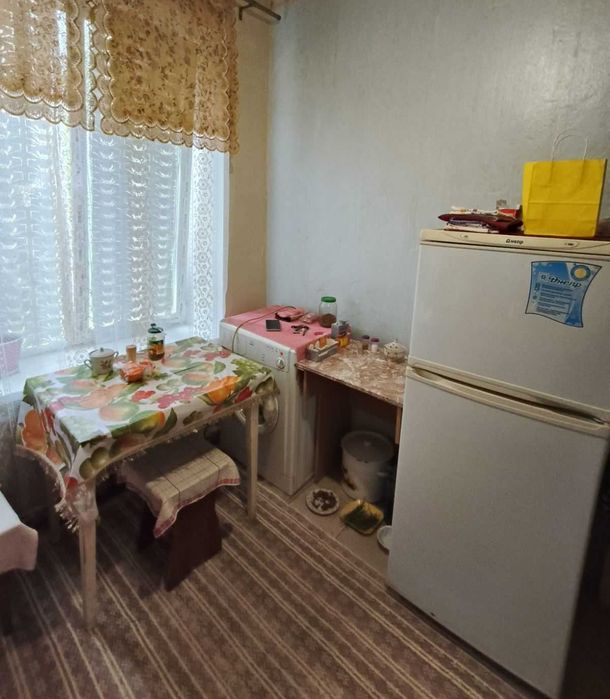 Продаж двох кімнат в трикімнатній квартирі, Шевченківський район
