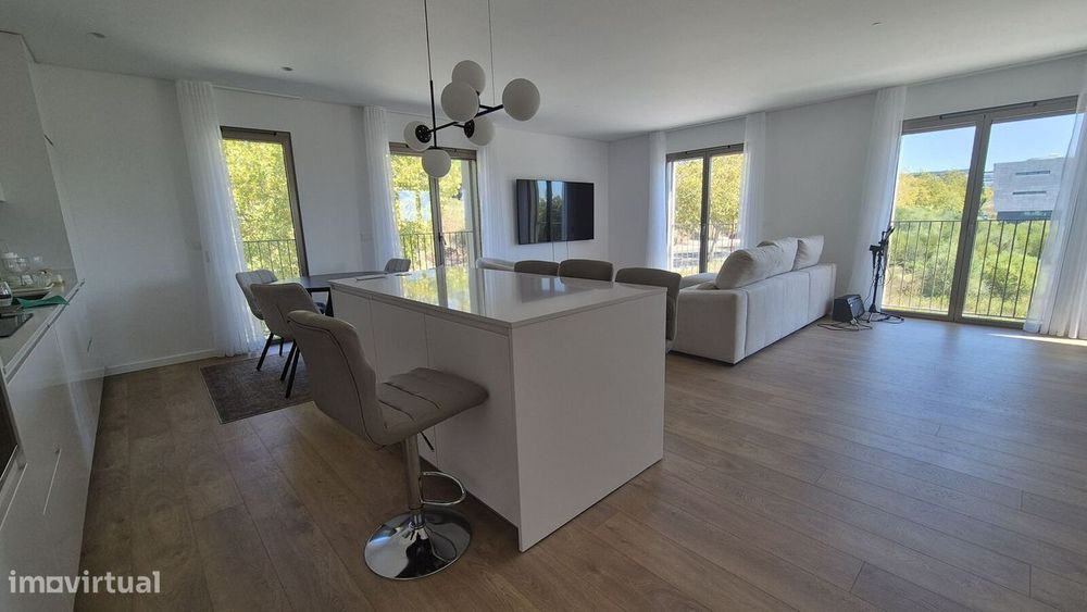 Apartamento T1 com vista, Porto Salvo, Oeiras