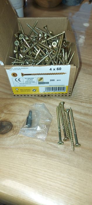 Wkręty do drewna 4x60 stożkowe 200 szt.