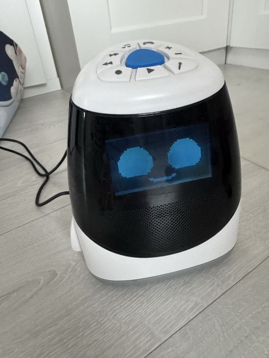 Tobi 2 interaktywna maszyna do karaoke