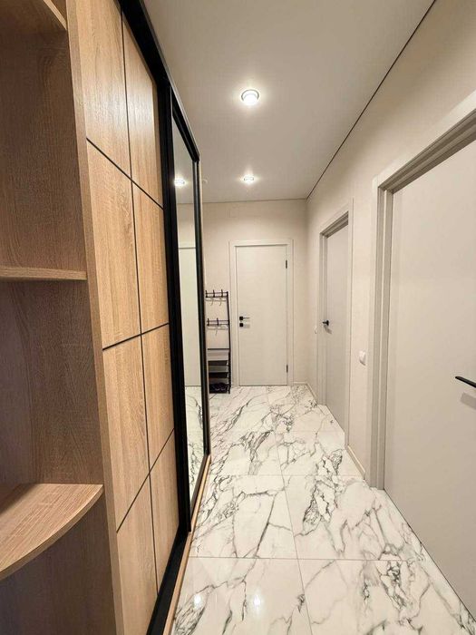 Оренда 2 кімн. квартири вул. Воскресенська, 2-В, ЖК «Паркові Озера -2»