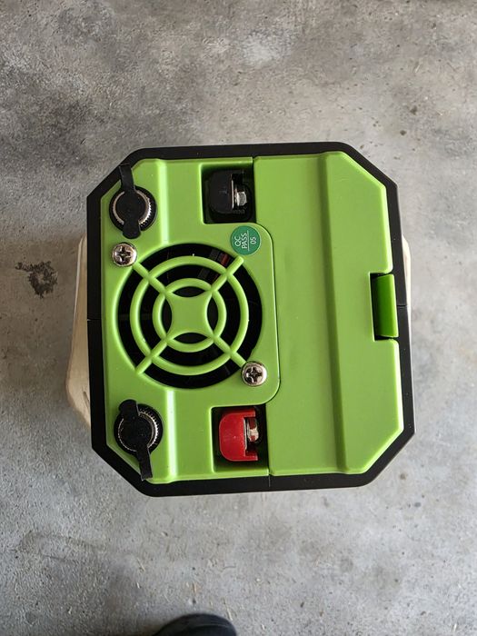 Power Inverter de 12V a 220V