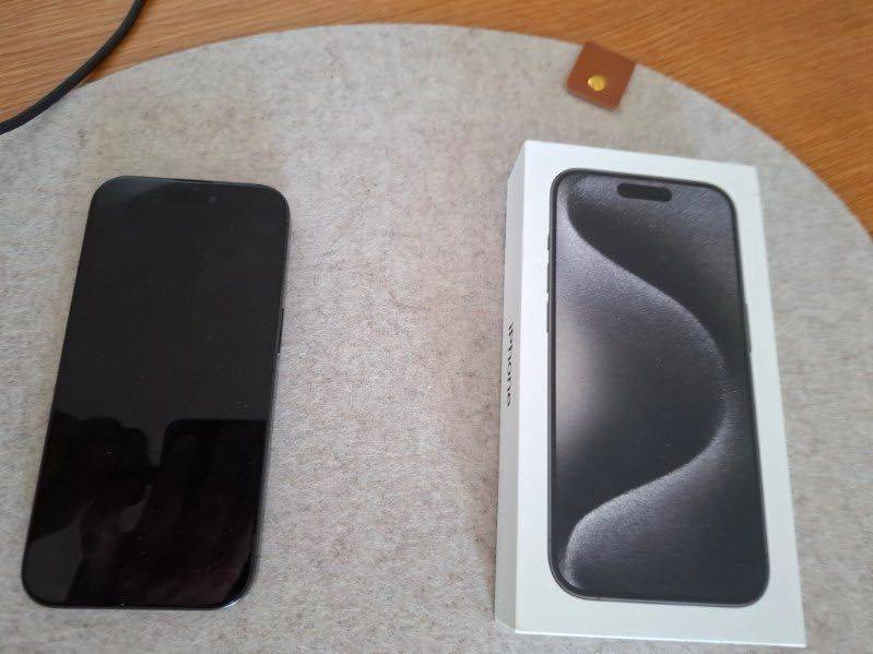 iPhone 15 Pro 128 GB – Black Titanium – 86% baterii
