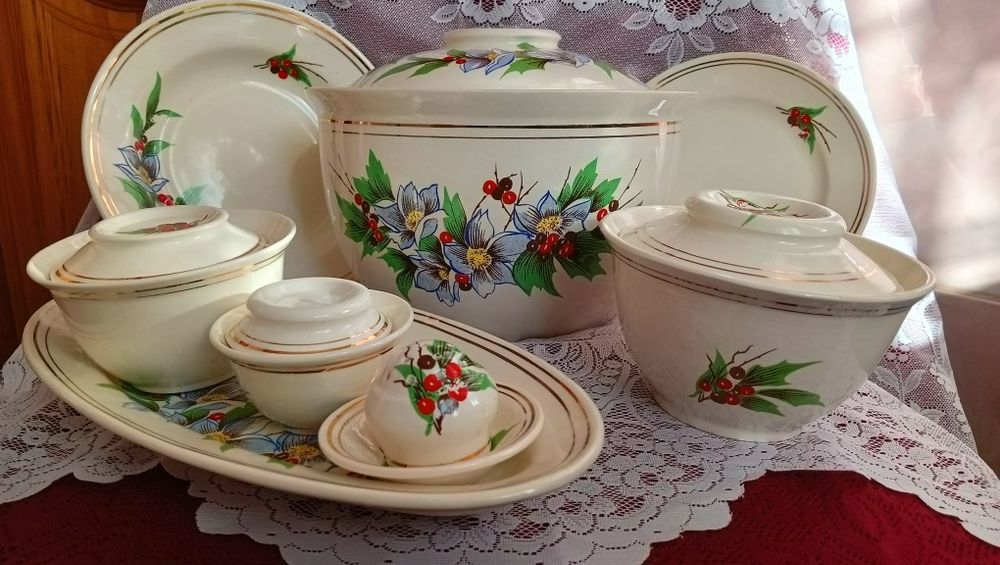 Эксклюзивный столовый сервиз(Каменнобродский фаянсовый завод)