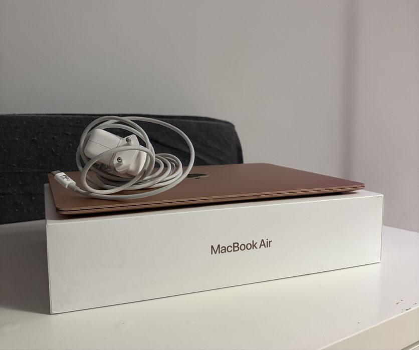 Apple MacBook air 13 2020 i3 8gb 256 gb Kraków Prądnik Czerwony