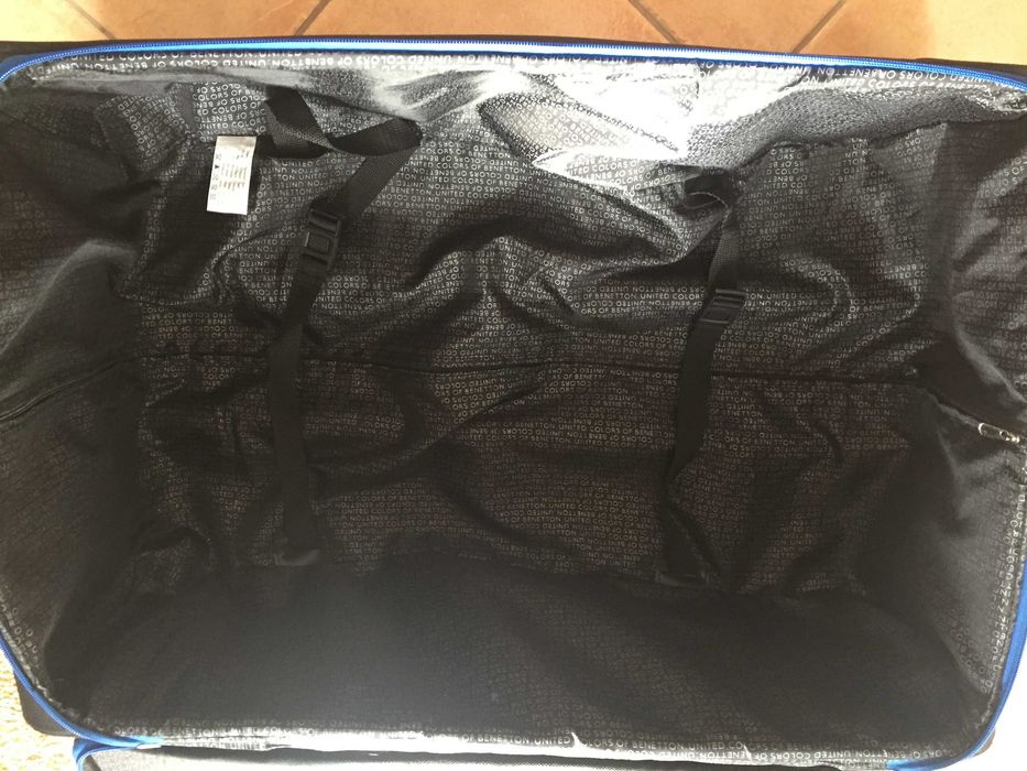 Mala de viagem/de porão Marca Benetton-Troley com rodas