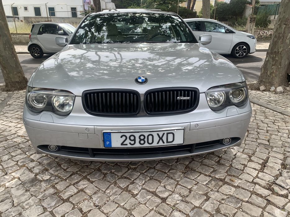 BMW 730 Ld  S Drive com188.900kms  livro revisões e histórico de manutenções programadas