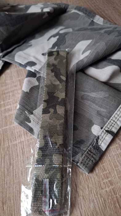 Spodnie moro z szerokimi nogawkami 140/146