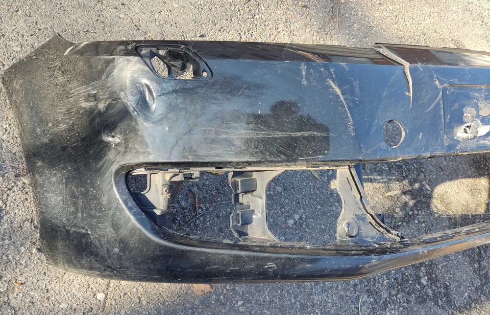 Бампер перед Volkswagen Golf 6 Plus 5M0807221N Original