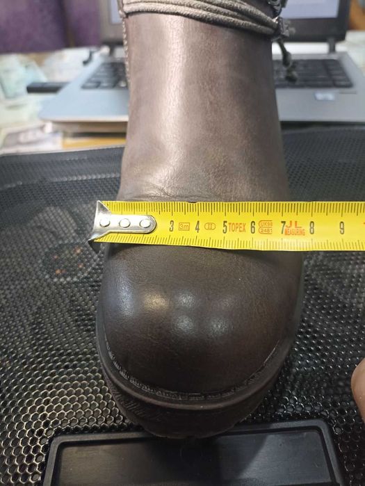 Полусапожки женские. Новые