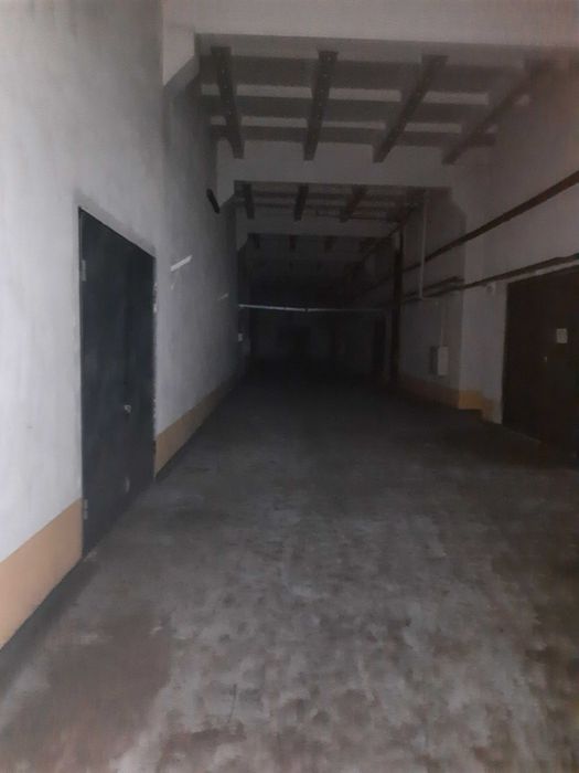 Комплекс нежитлових будівель з зем. ділянкою та виробничим обладнанням