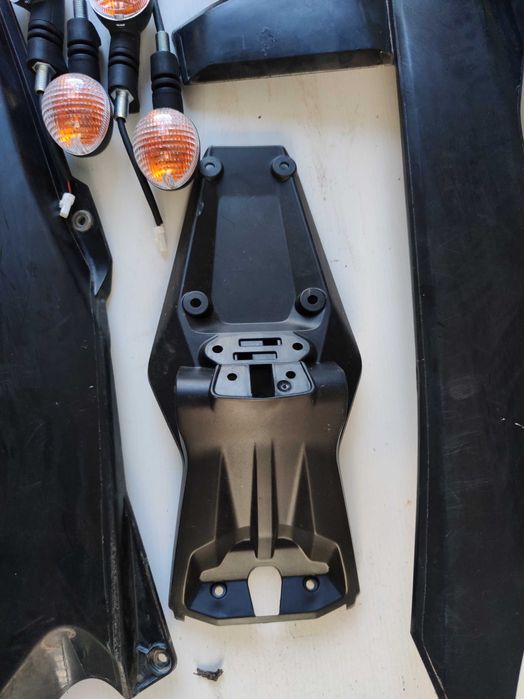 Plásticos originais KTM 2020 + guiador original 6 DAYS + balão escape