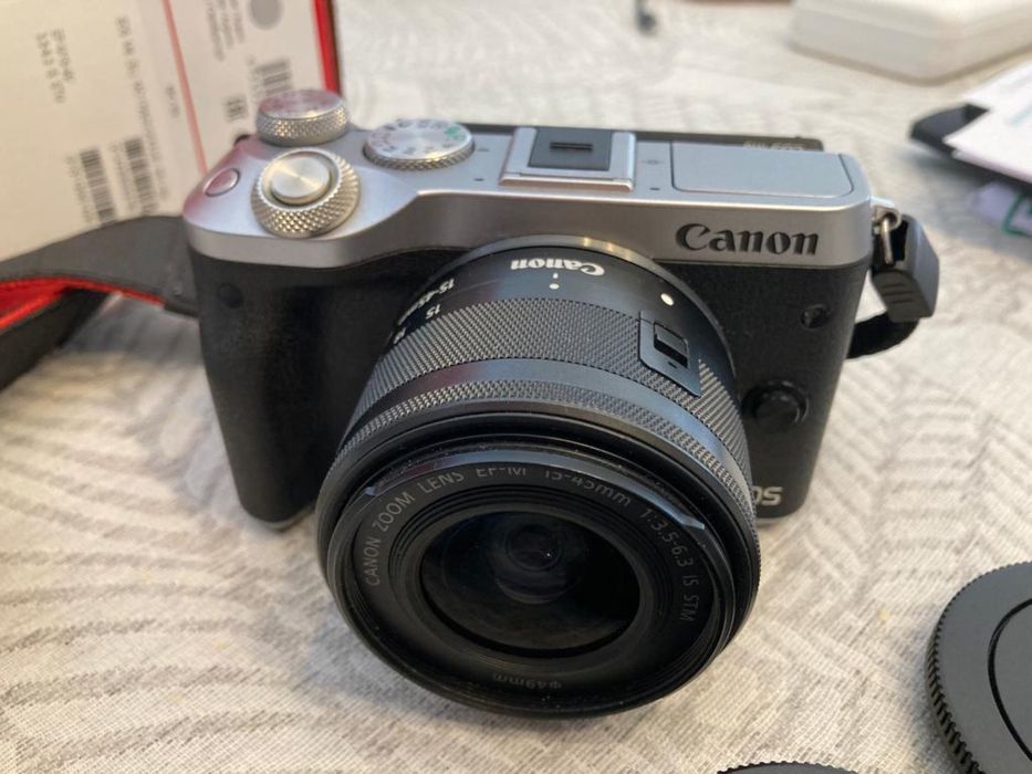 Camera Canon M6 15-45mm