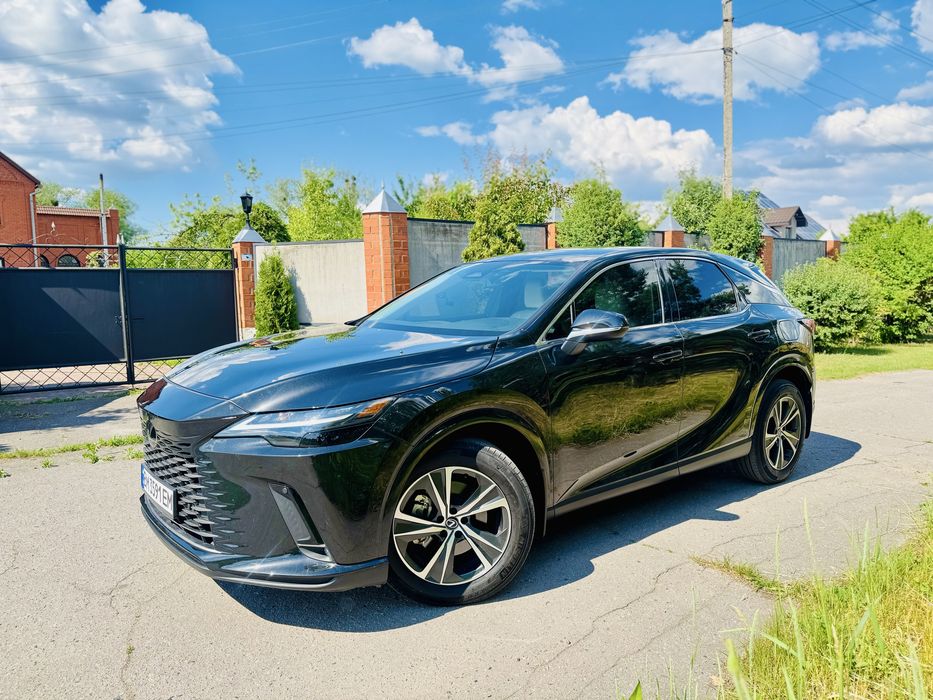 Lexsus RX350 2023рік 2.4 AWD Premium V