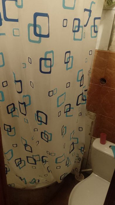 Частина будинку на довженка