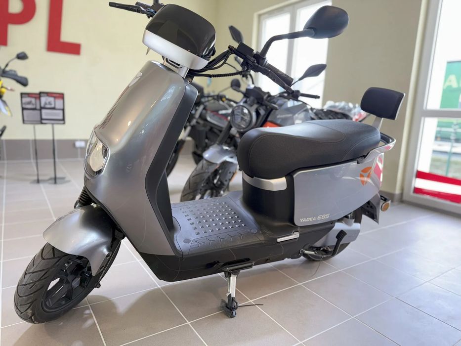 Yadea C-line E8S Skuter Elektryczny PREMIUM- wyprzedaż rocznika!!