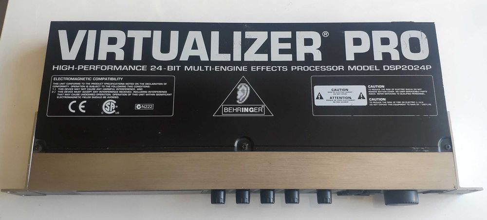 Behringer Virtualizer processador de efeitos