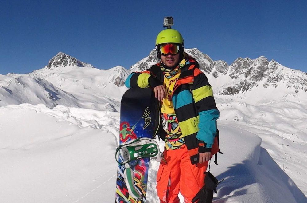 Прокат сноубордів та лиж. Шоломів та масок у мДніпро.