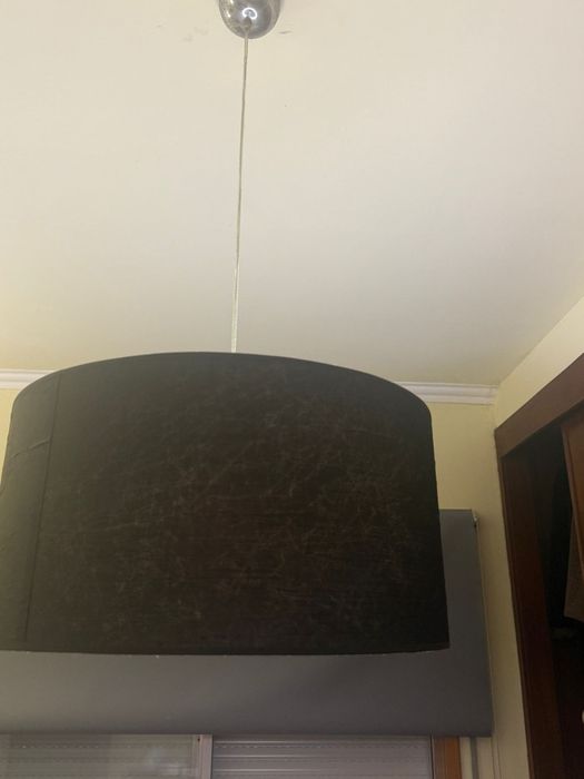 Candeeiro preto quarto