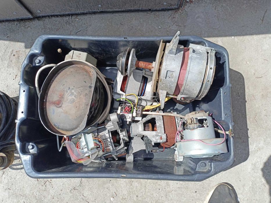 Zestaw silników pralka pompa lodówka odkurzacz