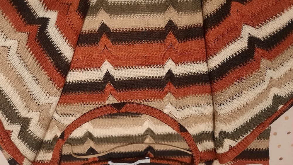 Camisola ,manga de morcego Zara