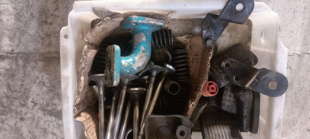 Запчастини трактора МТЗ 80-82