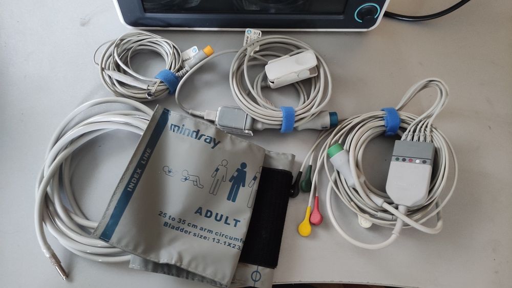 Mindray uMEC 12, универсальный прикроватный монитор пациента