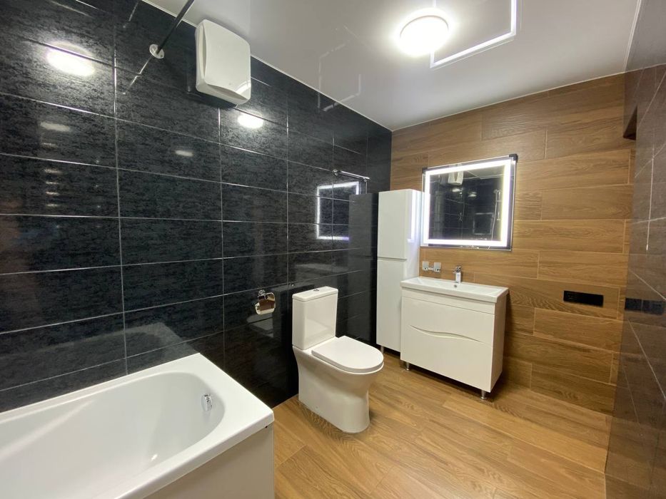 Продаж нового сучасного будинку( працюємо за програмами)