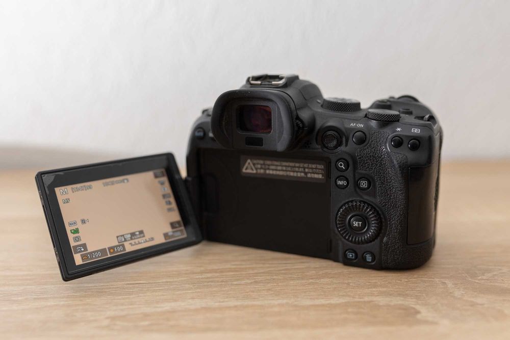 Canon EOS R6 Body повнокадровий фотоапарат