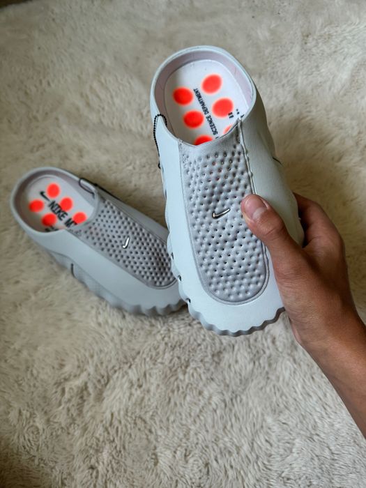 Nike Mind 001.