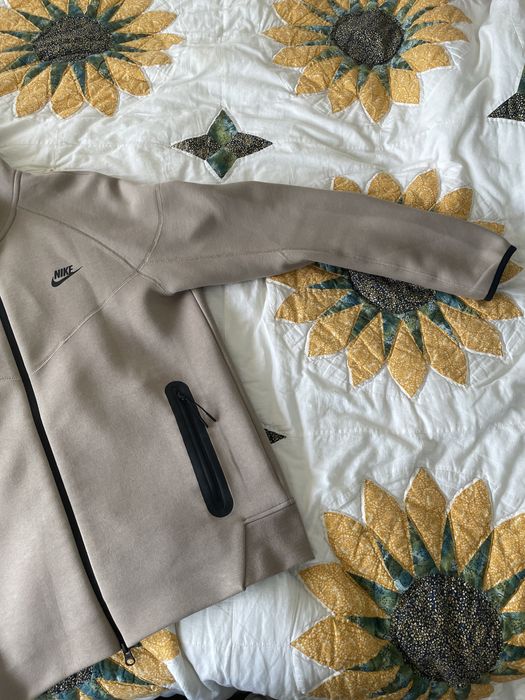 Nike Tech Fleece Beje M Original