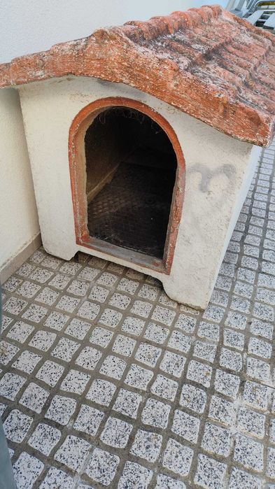 Casota cimento para cão