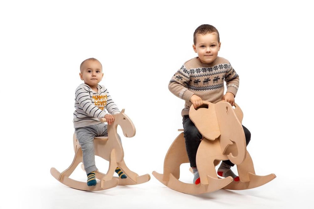 Коник -Гойдалка дитячя