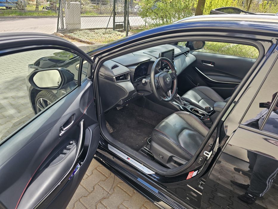 Toyota Corolla TS GR 2022 Hybrid 2.0 FULL OPCJA hak