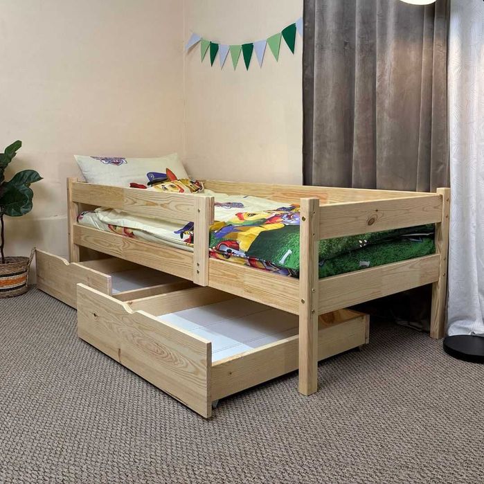 Дерев'яне дитяче ліжко з матрацом та бортиком В КОМПЛЕКТІ