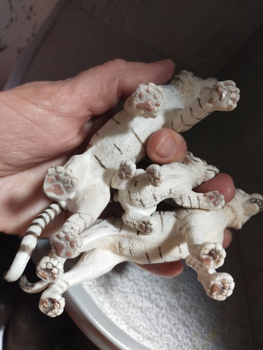 Фігурки тварин,сім'я білих тигрів Schleich