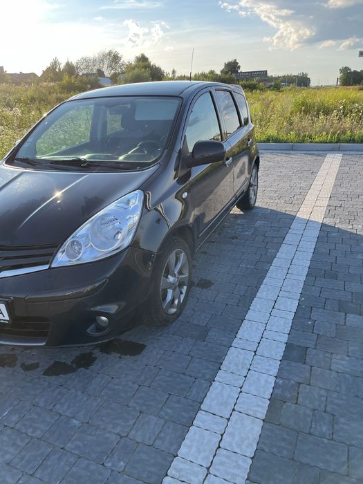 Nissan note 2011