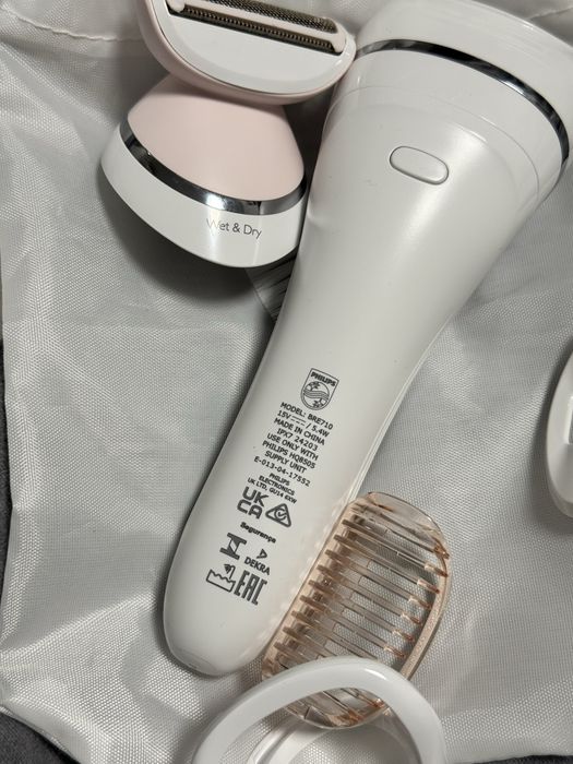 Епілятор Philips BRE 710
