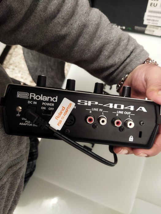 Sampler Roland Sp404A