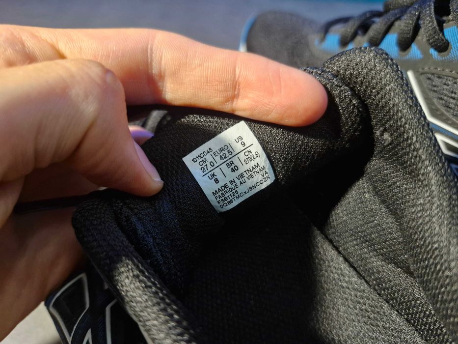 Buty do biegania ASICS Gel-Winhawk 5 [jak nowe]
