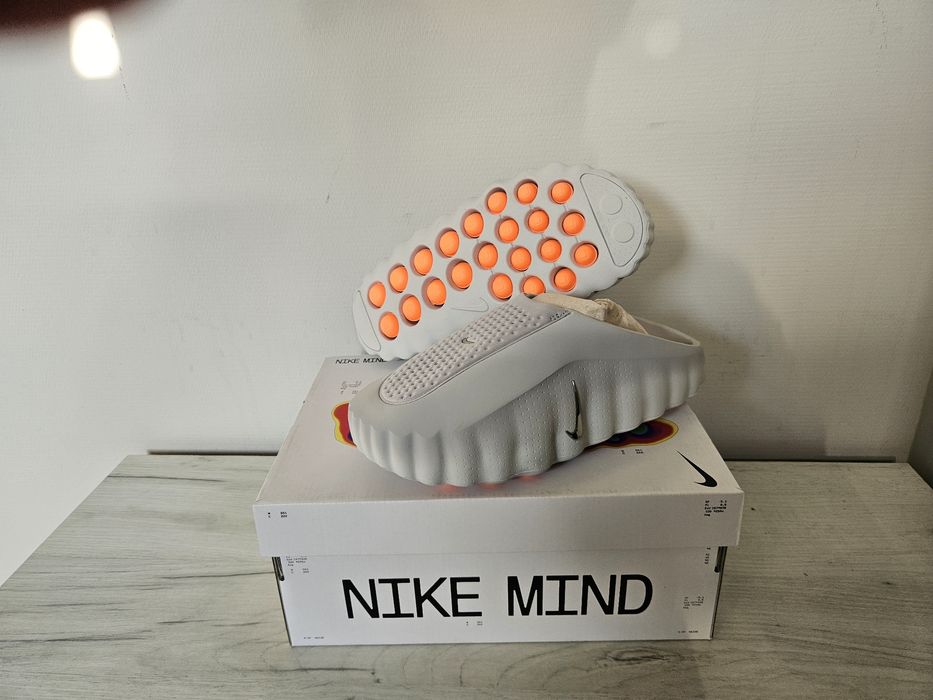 Nike mind 001 slide