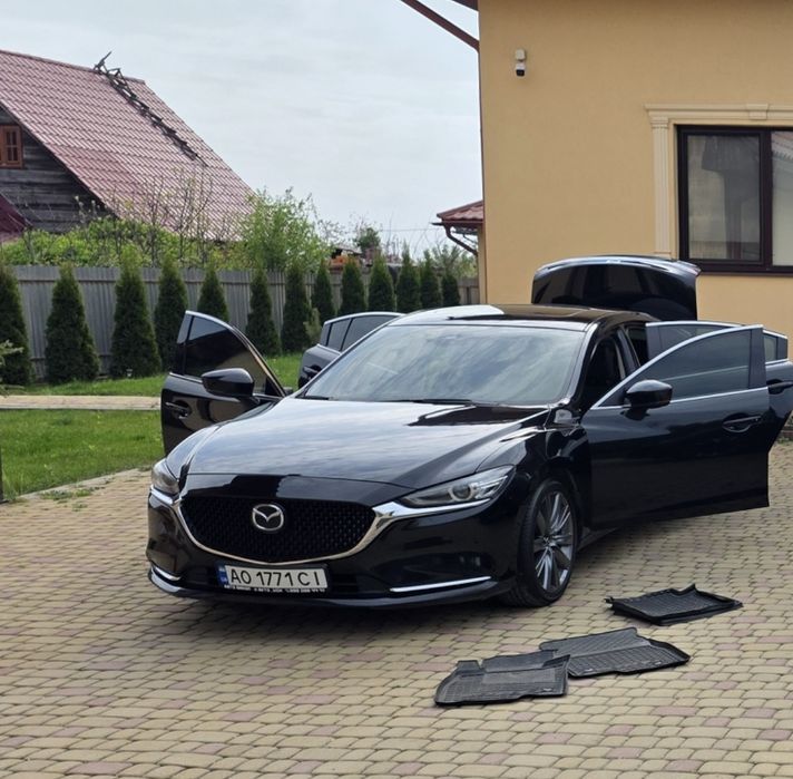 Продам власний авто Mazda 6 2018 року