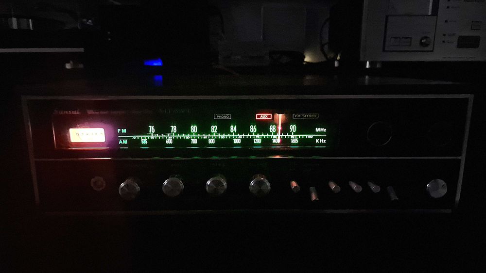 Wzmacniacz SANSUI SAX 1000X