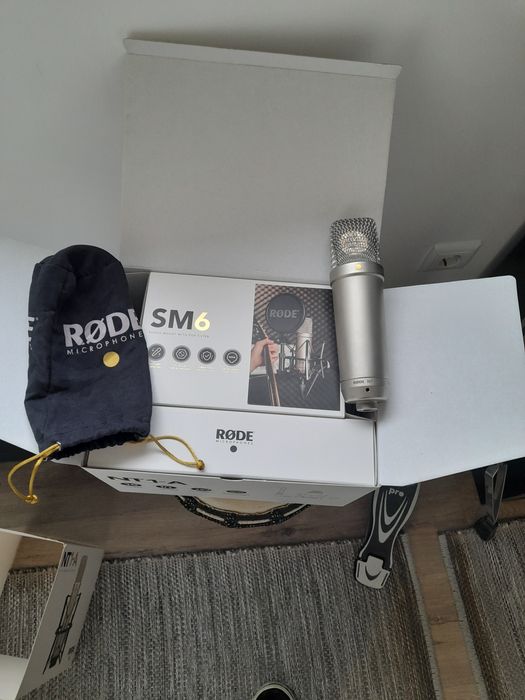 Microfone de estúdio Rode NT1-A