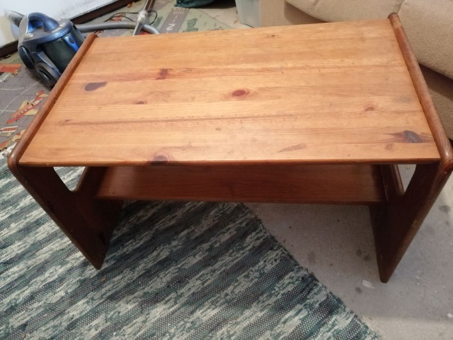 Mesa de apoio em pinho