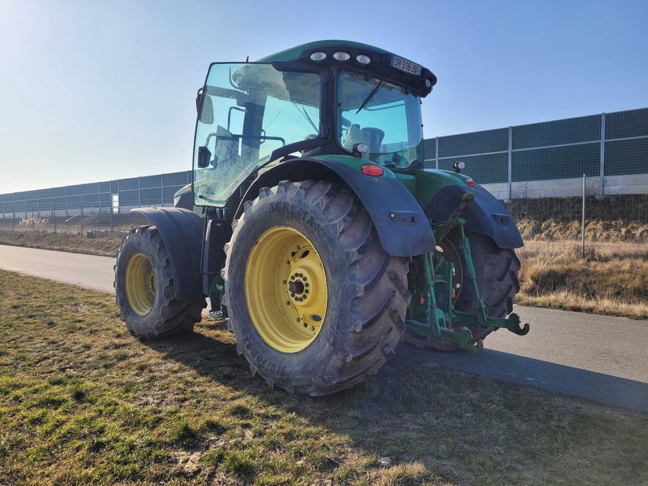 John deere 7210r rok 2015 mth 6500