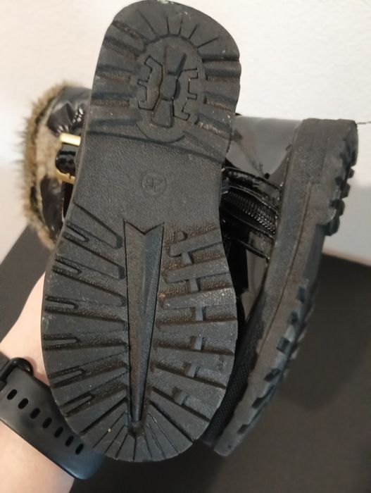 Buty, kozaki jesienno-zimowe dla dziewczynki 26