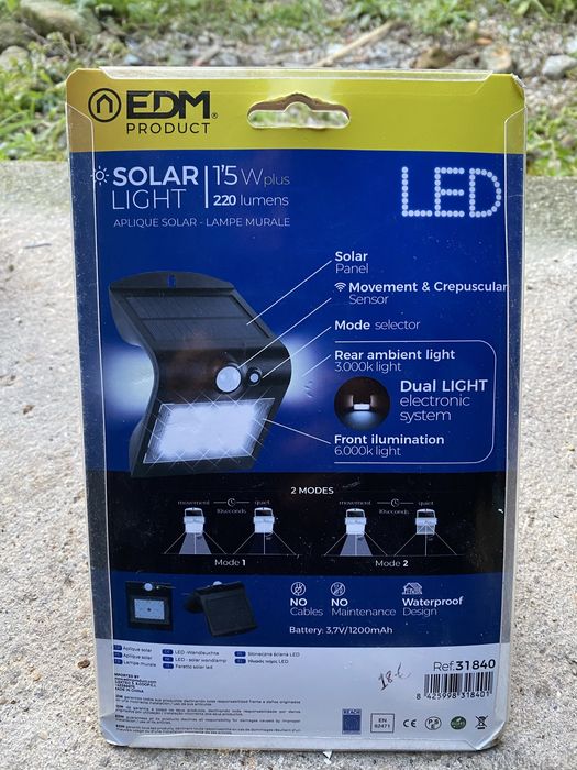 Aplique Solar LED 15W c/ Sensor