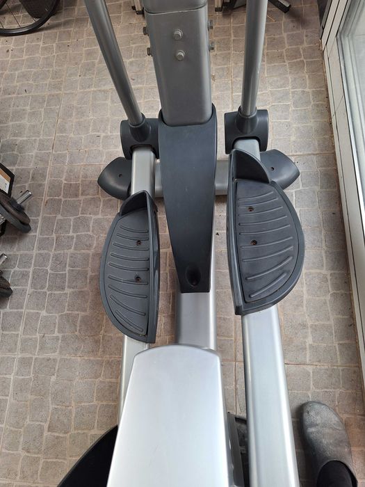 Vendo eliptica BH IRIDIUM avant