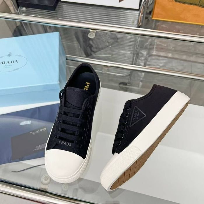 Prada Wheel Gabardine Low-Top Sneakers , кеди прада